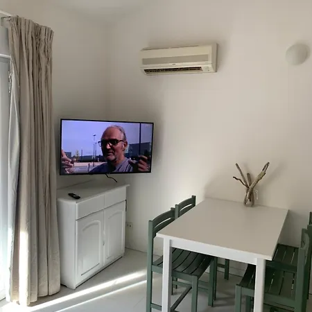 Casa de Férias Maisonnette Mimosa H3 Avec Piscine Intérieure Chauffée Accès à Pied