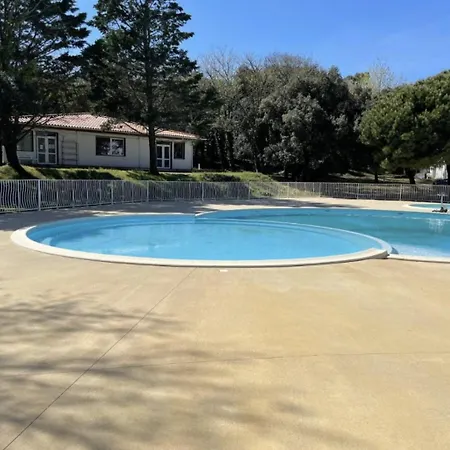 Maisonnette Mimosa H3 Avec Piscine Interieure Chauffee A 400 M De La Et Menage De Fin De Sejour Compris * Les Sables Vignier